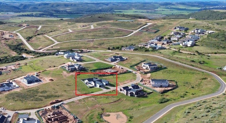 4 Bedroom Property for Sale in Outeniquasbosch Western Cape